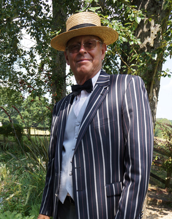 Vintage car hire chauffeur
